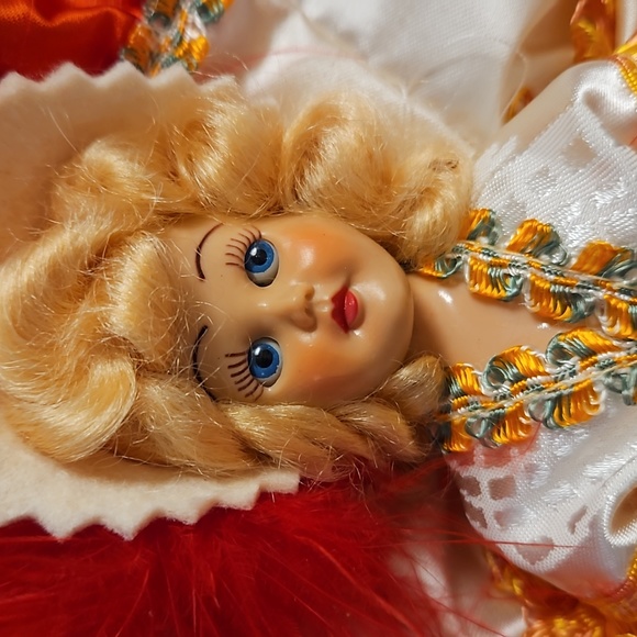 LADY ALICE The Admiration Toy Co. 50s 'Cinderella' NIB Vintage movable head eyes - Picture 8 of 13